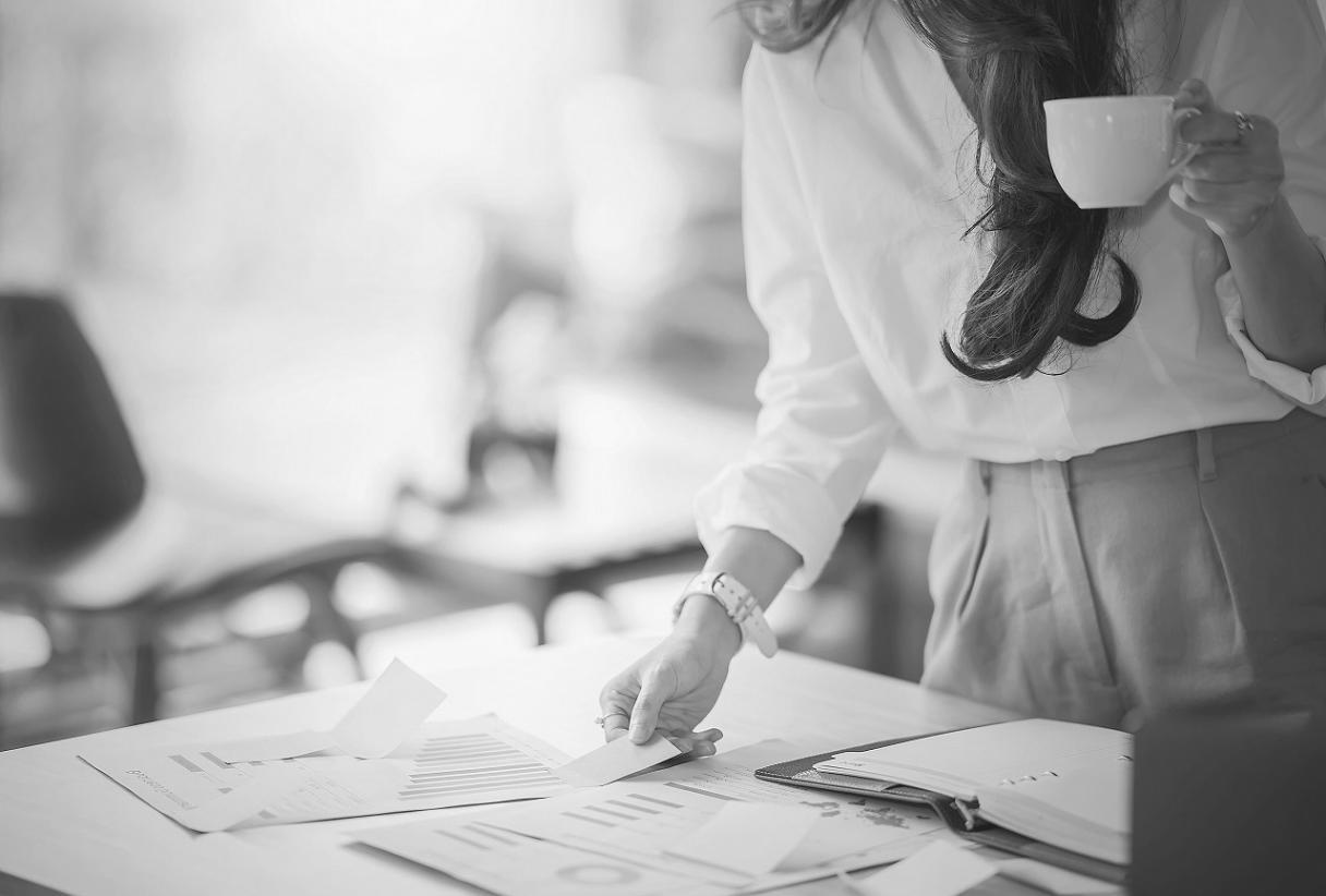 Financial analytics data visualisation in a professional setting